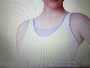 lot 143 image: Glamorise WM No-Bounce Cami Elite S...
