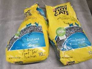 lot 173 image: TidyCat Non-Clumping Litter...