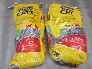lot 174 image: TidyCat Non-Clumping Litter...