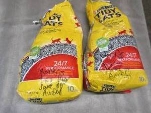 lot 175 image: TidyCat Non-Clumping Litter...