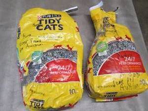 lot 176 image: TidyCat Non-Clumping Litter...