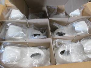 lot 196 image: Case of 6 Huntington Foam Dispenser...
