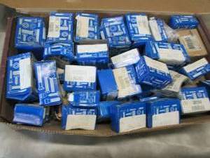 lot 256 image: Box of Assorted Screw Sets...