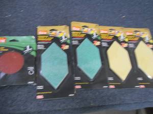 lot 270 image: 5 pks Sandpaper...