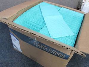 lot 319 image: Case of 500 Patterson Dental Bibs 3...