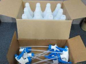 lot 360 image: 12- 32 oz Plastic Bottles with Spra...