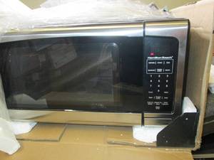 Hamilton Beach 1.1 Cu. Ft. 1000-Wat...