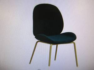 CosmoLiving by Cosmopolitan Astor U...
