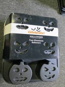 4 new halloween cast aluminum bakew...
