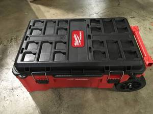 lot 25 image: Milwaukee PACKOUT 38 in. Rolling Tool Chest Customer Returns See Terms on Auction