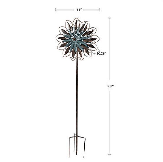 lot 522 image: Members Mark Distressed Copper and Verdigris Moonflower Wind Chaser with Tail