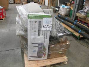 lot 467 image: Pallet of Store Overstock, Returns, Missing Parts, and Damaged Products - Outdoor and Patio