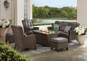 lot 421 image: Members Mark Agio Newcastle 6-Piece Patio Deep Seating Set with Fire Pit - Smoke