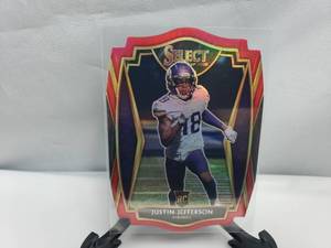 lot 13 image: Justin Jefferson Rookie Card No. 161 Premier Level Panini Prizm