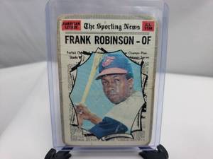 lot 41 image: Frank Robinson 1970 Topps 463