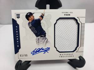 lot 60 image: Byung-Ho Park Autograph Rookie Card 83 of 99 National Treasures Patch, Panini 161