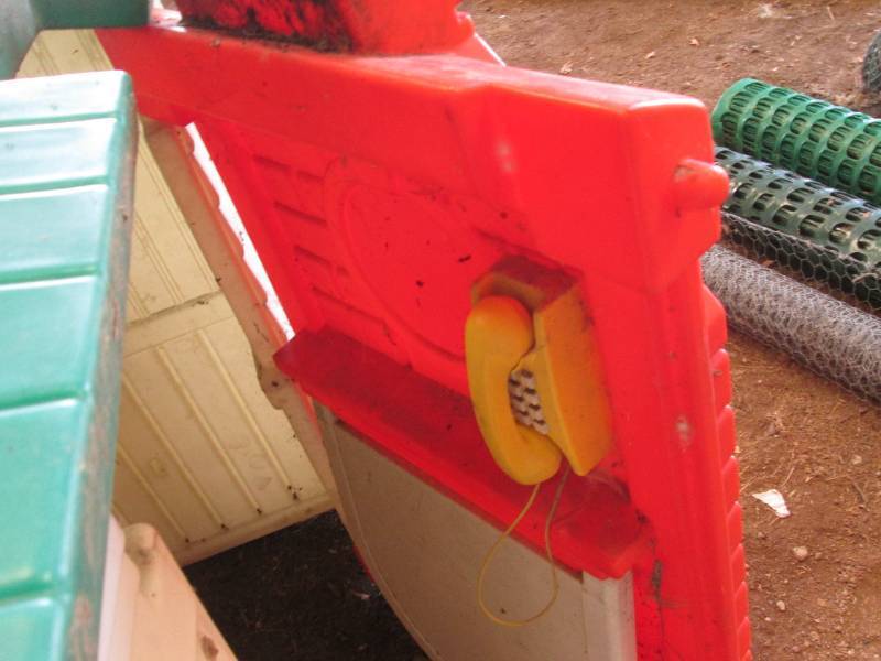 Little Tikes play house 44.540.5...