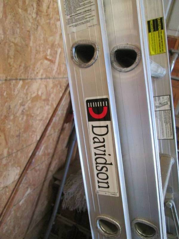 20ft aluminum extension ladder in g...
