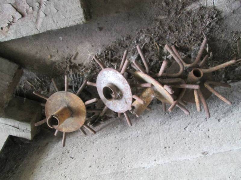 Misc wood and tiller tines (see pho...
