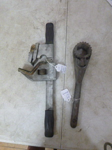 Thread Chaser and Wrench