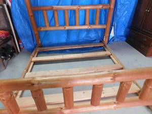 lot 3 image: King size log bed frame
