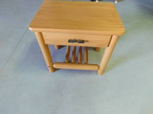 lot 13 image: Log night stand with  drawer