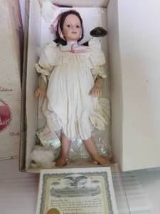 lot 21 image: The great american doll company porcelain doll with cloth body limited edition - Martina