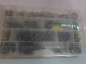lot 74 image: Tackle box with fishing tackle and sinkers