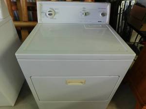 lot 101 image: Kenmore dryer
