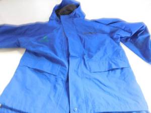 lot 118 image: Frogg Toggs outwear jacket and pants