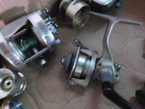 lot 157 image: 2 complete reels, 1 line counter and misc fishing parts