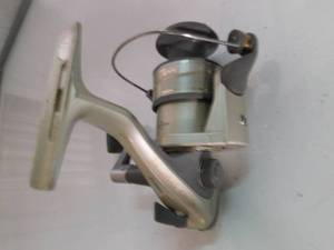 lot 160 image: Shimano Aero 4000 fishing reel