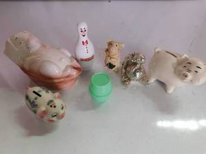 lot 203 image: Piggy banks and more