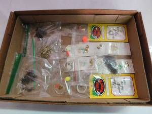 lot 213 image: Flat of hooks and swivels