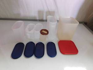 lot 234 image: Tupperware
