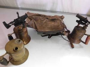 lot 238 image: Vintage seeder and 3 vintage torches