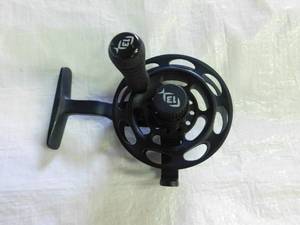 lot 164 image: 13 Blackbetty free fall fishing reel