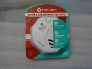 First Alert Smoke and Carbon Monoxi...