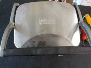 Griddler by Cuisinart, measuring Sp...