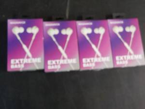 4 Magnavox Extreme Bass Ear Buds an...