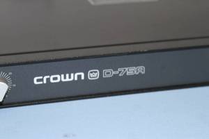 lot 10 image: Crown D-75A Two-Channel D-Series Pro Audio Stereo Power Amplifier
