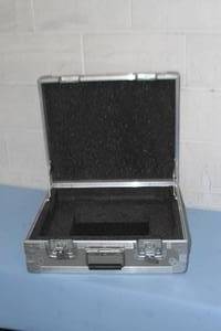 lot 104 image: Heavy Duty Hard-Sided Foam-Lined ATA-Rated Equipment Shipping  Travel  Storage Cabbage Case