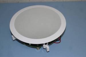 lot 112 image: Pair of Polk Audio RC6s In-Wall  In-Ceiling 6.5 Round White Stereo Audio Speakers
