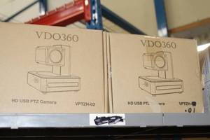 lot 125 image: Large Lot of Miscellaneous PARTS & REPAIR Audio and Video Items Equipment and Accessories