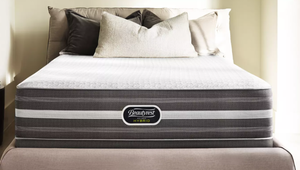 Brand New Simmons Beautyrest Recharge Hybrid Luxury Firm Queen Mattress