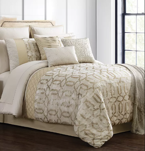 lot 26 image: Brand New Macys Collection Hedron 14-Piece Super Queen Bedding Set