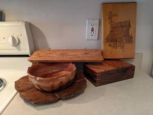 lot 76 image: Mid-Century Modern Decorative Wood Collection