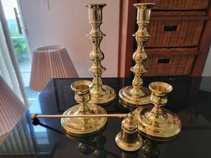 lot 57 image: Vintage Brass Candle Holders Collection