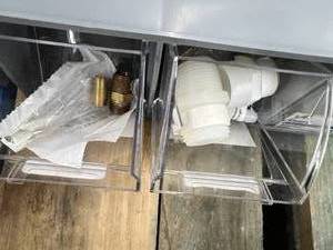 6 TRAY BIN ASSORTED BRASS FITTINGS