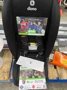 DIONO TODDLER CAR SEAT